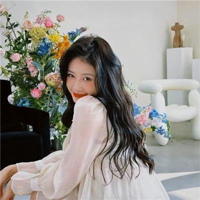 后窗的女人