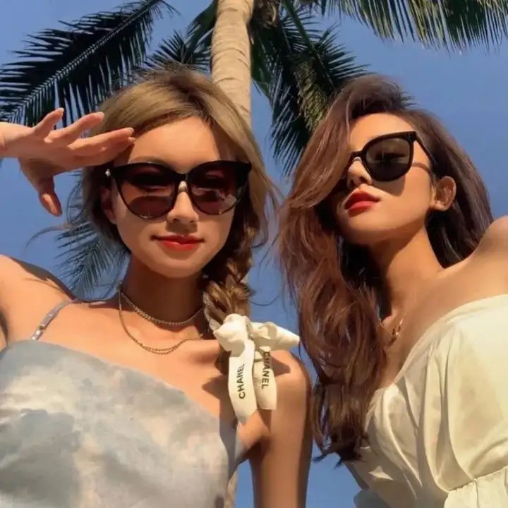 在光影中漫步:罗比穆勒